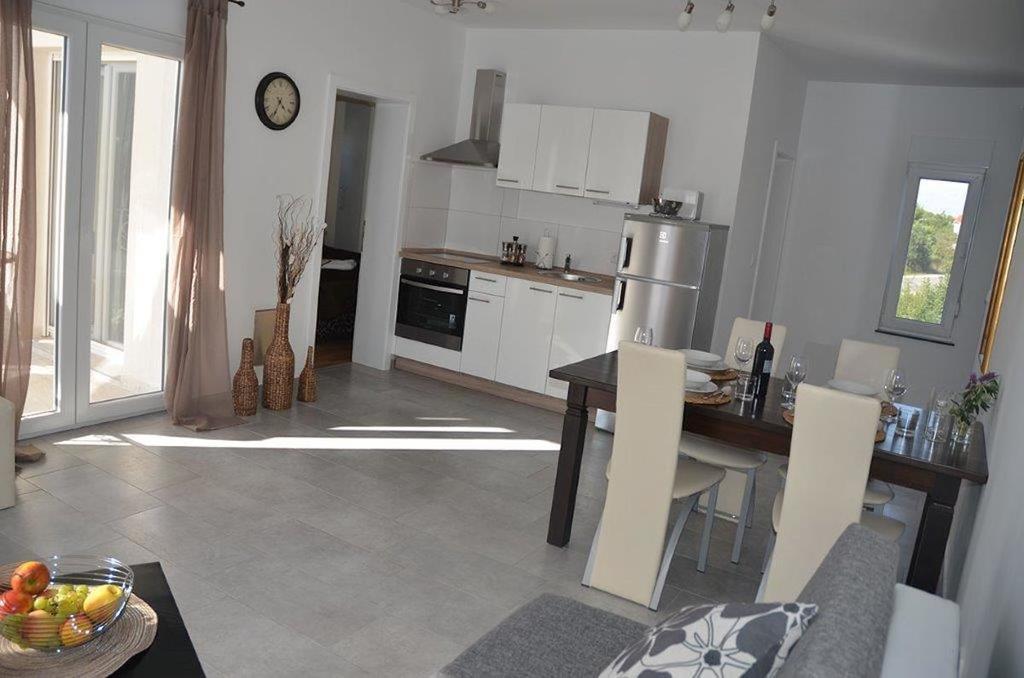 Apartments Villa Marina Vodice Room photo